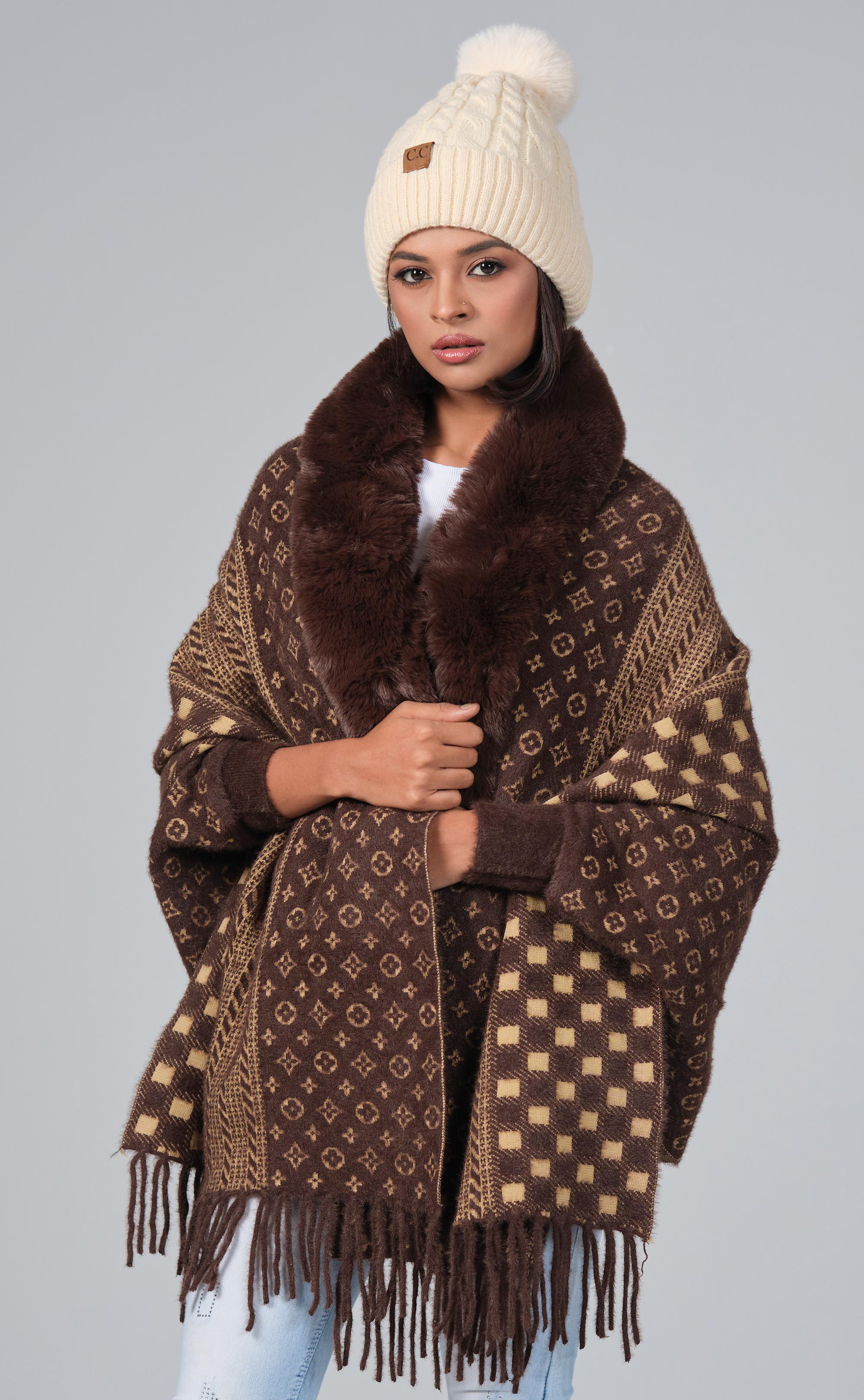 Women’s Brown Faux-Fur Collared Patterned Winter Poncho – Premium Warm Layer by PURPLE