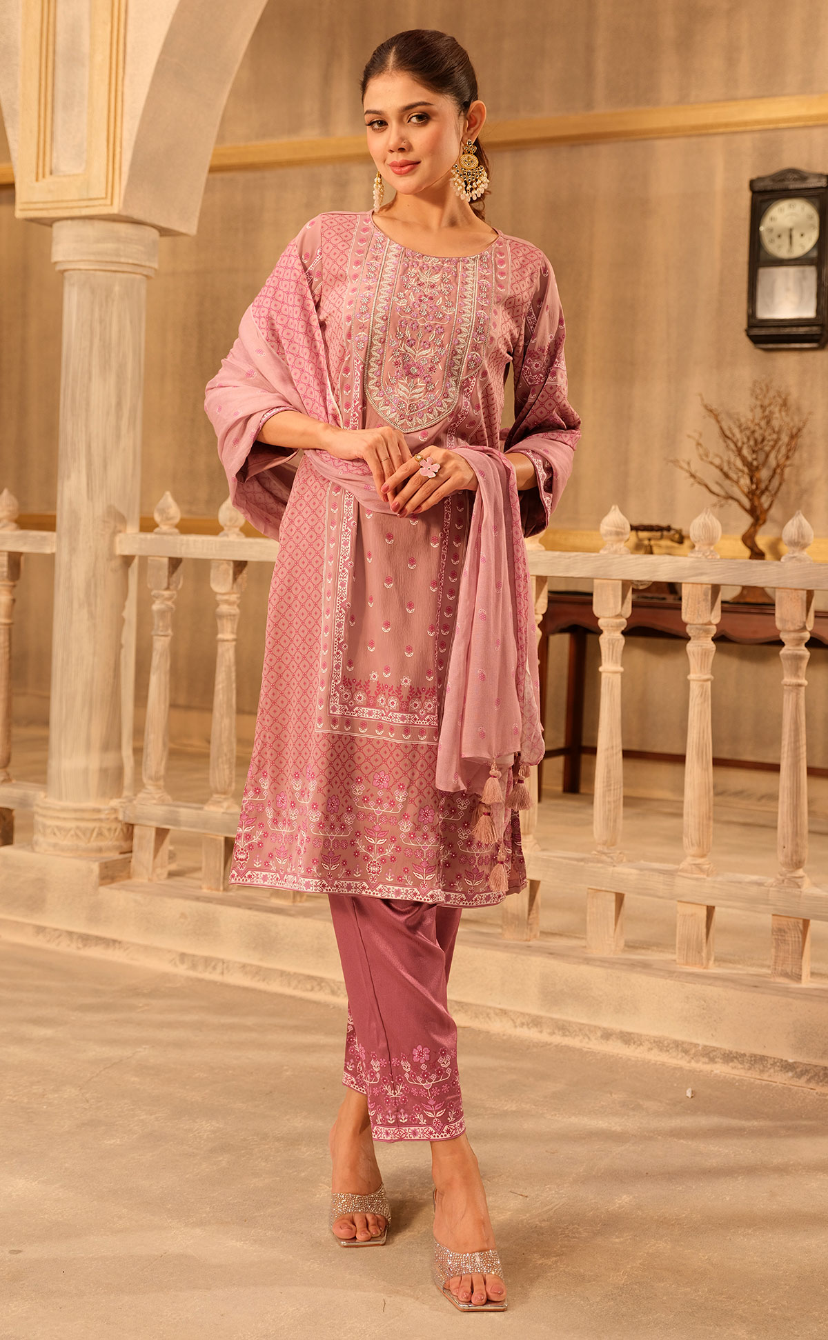 Ladies 3 piece Onion